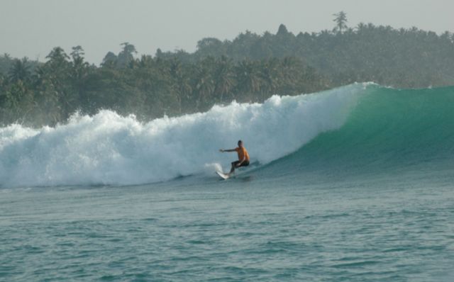 NYANG - NYANG & PLAY GROUND CAMP Mentawai islands with my surf camp in siberut islands close wave like e'bay, beng-beng, nipussi, pitstop just onfoot,
